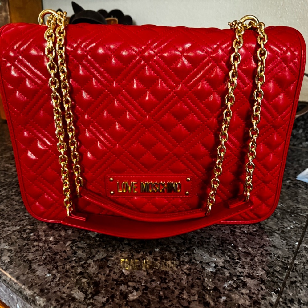 Moschino shoulder bag. New condition